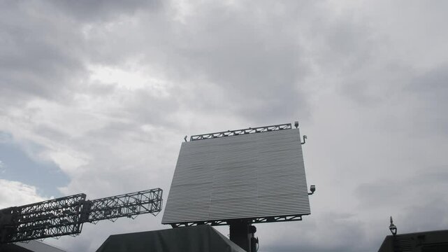 The advanced radar system exhibits a variety of exceptional features, even when faced with cloudy weather conditions