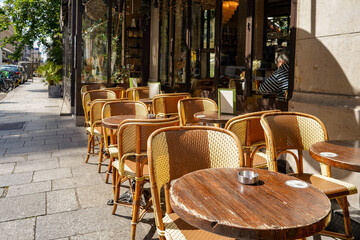parisian cafe and bistro terrace, Montorgueil district