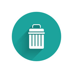 White Trash can icon isolated with long shadow. Garbage bin sign. Recycle basket icon. Office trash icon. Green circle button. Vector Illustration