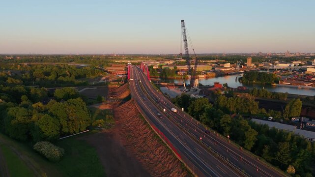 Br&uuml;cke die f&uuml;r den Abriss vorbereitet wird im Ruhrgebiet bei einsetzender Abendd&auml;mmerung 