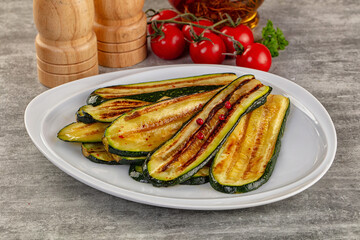 Grilled young zucchini for snack