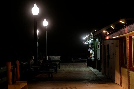 A foggy evening at the Pier