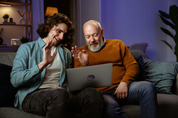 Intergenerational Knowledge Transfer Between Two Generations