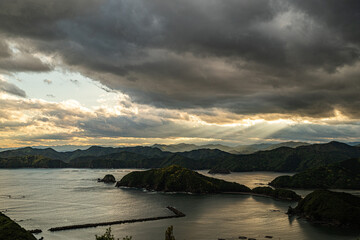 展望台から眺める夕焼けの絶景　三重県鵜倉園地	