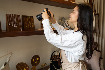 Photographer captures elegant jewelry display in store