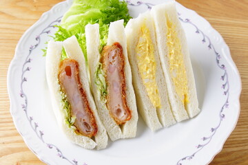 海老カツサンドと玉子サンド