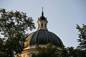 kopuła kościoła Warszawa Świętej Anny w Warszawie © Miroslaw