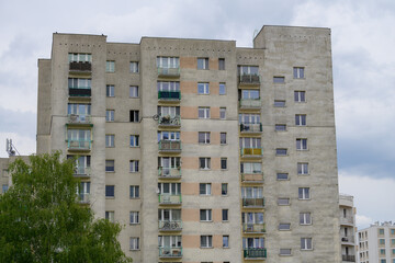 blok, mieszkanie, mieszkania, okno, okna, wielka płyta, miasto, budowanie, sprzedaż, wynajem, mieszkać, kupno, własność, prawo własności