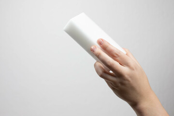 melanin sponge in hand