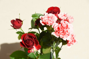 薔薇とカーネーション