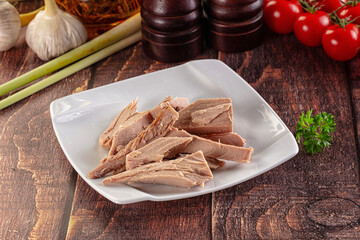 Canned tuna fish fillet pieces