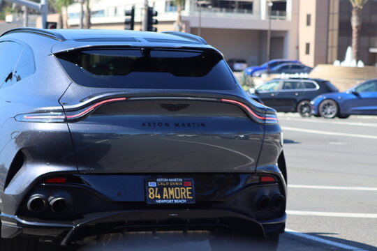 Aston martin dbx luxury suv