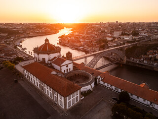Obraz premium Beautiful aerial view to large monastery and big metal bridge