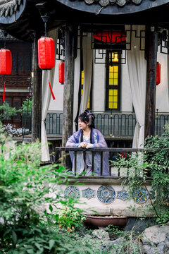 Girl in Purple Han Fu Dress in a Gazebo in Nanjing China
