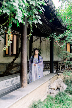 Girl in Chinese Purple Han Fu Dress Exploring Nanjing