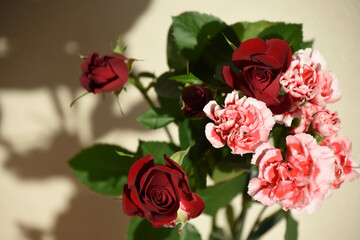 薔薇とカーネーション