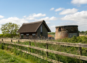 Holiday rental accommodation on the bank of the River Bure, Norfolk Broads