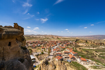 Obraz premium Discover the Magic of Cappadocia: A Land of Fairy Chimneys and Ancient Wonder