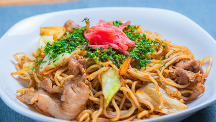 野菜たっぷりの家庭風焼きそば