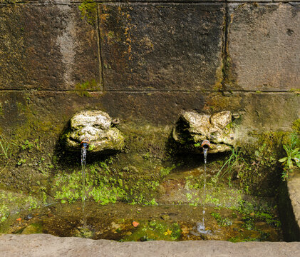 Fontaine aux visages