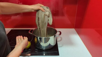 This video showcases how to cook octopus. Perfect for seafood lovers and aspiring chefs. Learn techniques to create a delicious and impressive dish at home.