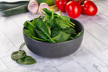 Raw fresh green spinach leaves