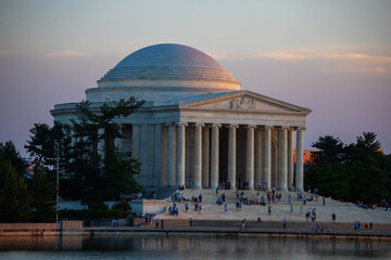 Obraz premium Jefferson Memorial at dusk in Washington DC