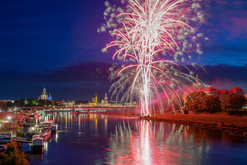 Dresden im Feuerwerk
