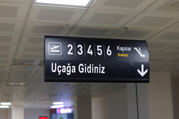 airport departures board, havalanı, uçak