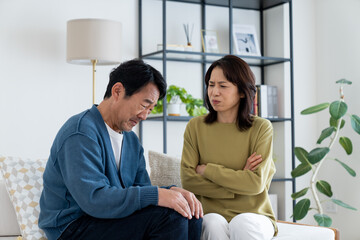 夫婦喧嘩するミドルの夫婦