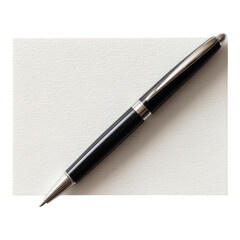 Naklejka premium Black and silver pen placed diagonally on a blank white card.