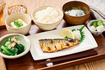 鯖の塩焼き定食