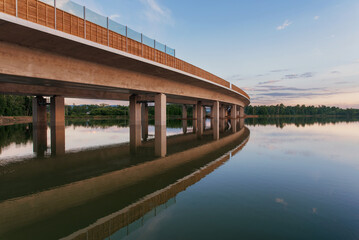 Budowa nowej drogi S1 w okolicach Brzeszcz i Jawiszowic na Śląsku. 