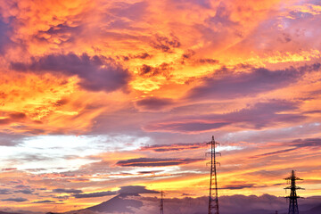 Naklejka premium 夕焼けと富士山のシルエット