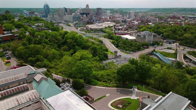Aerial approach of Downtown Cincinnati Ohio, over the Cincinnati Art Museum.