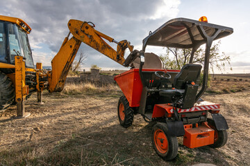 Forklifts in the construction of a single-family house