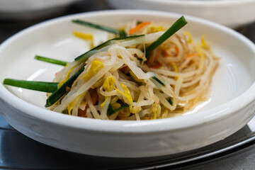 seasoned mung bean sprouts