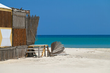 Cabanes de plage en Tunisie