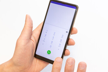 スマートフォンで電話をかける