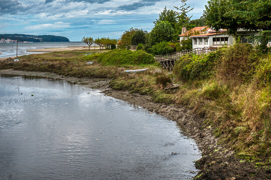 Mi&ntilde;o is a municipality and town in the province of La Coru&ntilde;a (Galicia, Spain), in the region of Betanzos