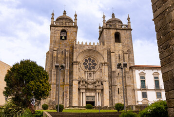 Fototapeta premium View of the facade of the Cathedral Church of Se do Porto in Porto city, Portugal