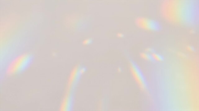 幻想的に広がる虹のプリズム光
