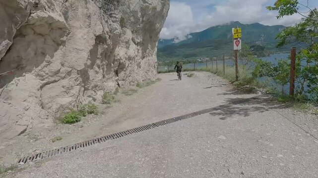 E Bike Riva del Garda lago di Garda e sentiere del Ponale