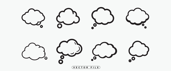 Obraz premium Set of Simple Black and White Cloud Thought Bubbles