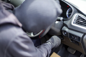 Car Thief Hacking Ignition Lock Using Screwdriver