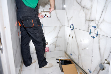 Toilet push button replacement and adjustment. Flush installation button for toilets. Installation...