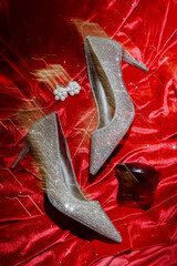 Artistic Long Exposure Wedding Accoutrements – Luxury Perfume, Zirconia Heels & Pearl Earrings © Katarzyna Ledwoń