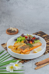 Salmon salad with french fries
