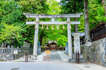 初夏の諏訪大社 下社 春宮　長野県諏訪郡　Suwa Taisha Shrine in early summer....