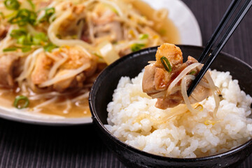 鶏肉ともやしの炒め物